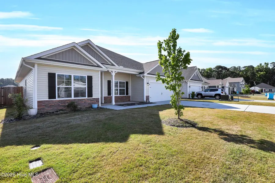 805 Washington Square, Richlands, NC 28574 - #3