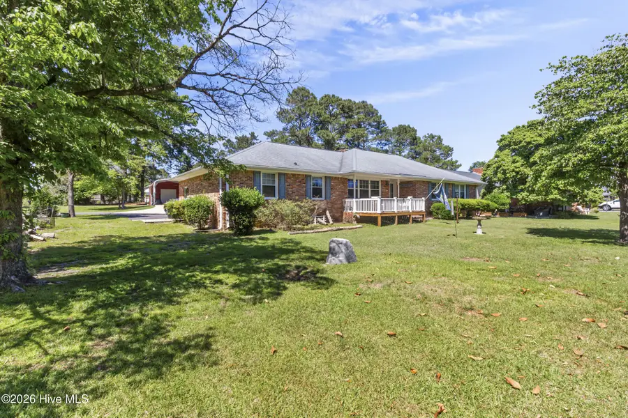 312 Rockledge Road, New Bern, NC 28562 - #3
