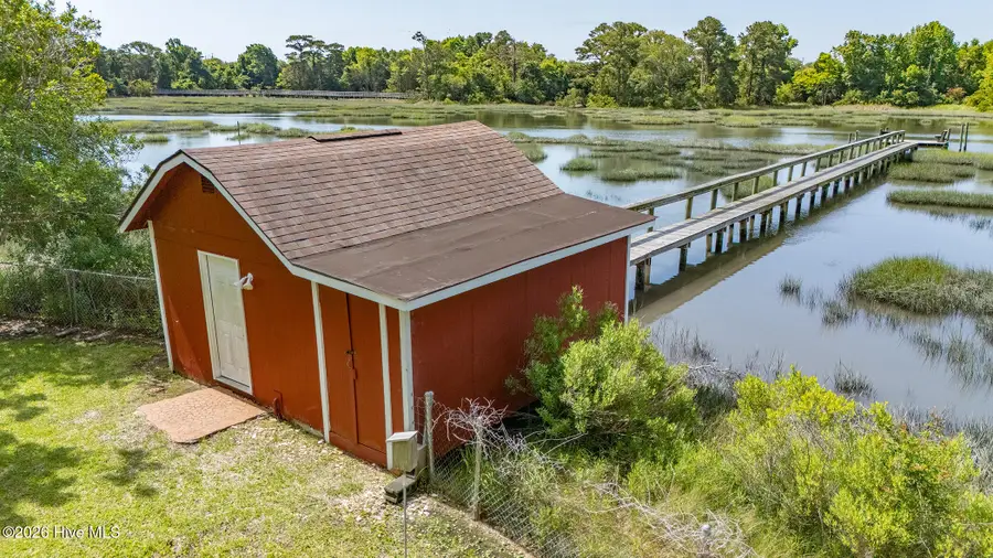 814 S Yaupon Terrace, Morehead City, NC 28557 - #2