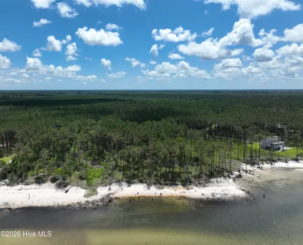 Address Withheld By Seller, Beaufort, NC 28516