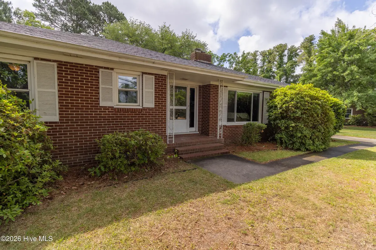 603 W Queen Street, Edenton, NC 27932 - #1