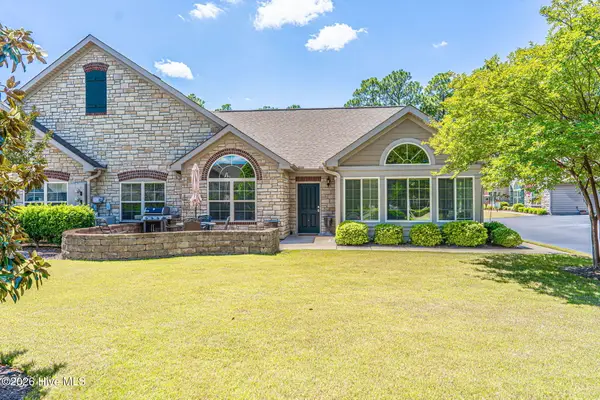 107 W Chelsea Court, Southern Pines, NC 28387