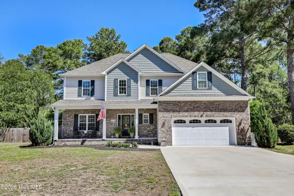 228 Egret Point Drive, Sneads Ferry, NC 28460