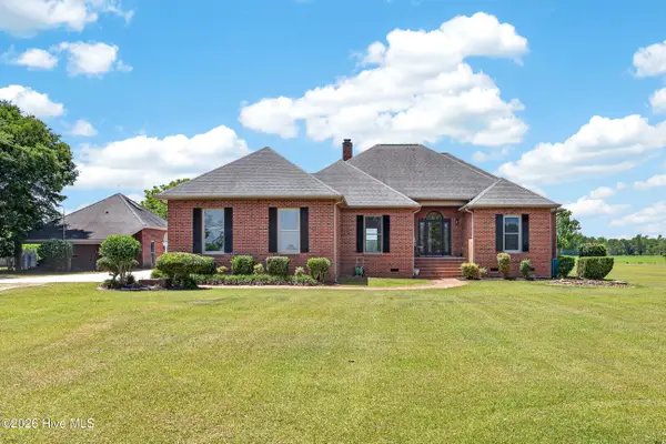 2732 White Oak River Road, Maysville, NC 28555