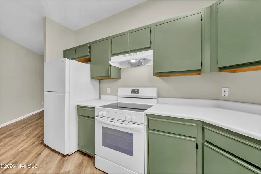 733 Bragg Drive #Apt F, Wilmington, NC 28412 - #2