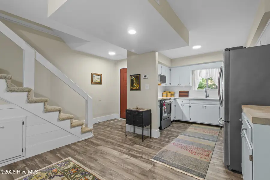 101 Quarterdeck, New Bern, NC 28562 - #3