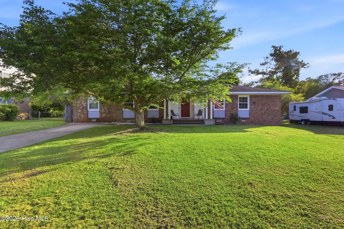 607 Oakwood Avenue, Jacksonville, NC 28546 - #1
