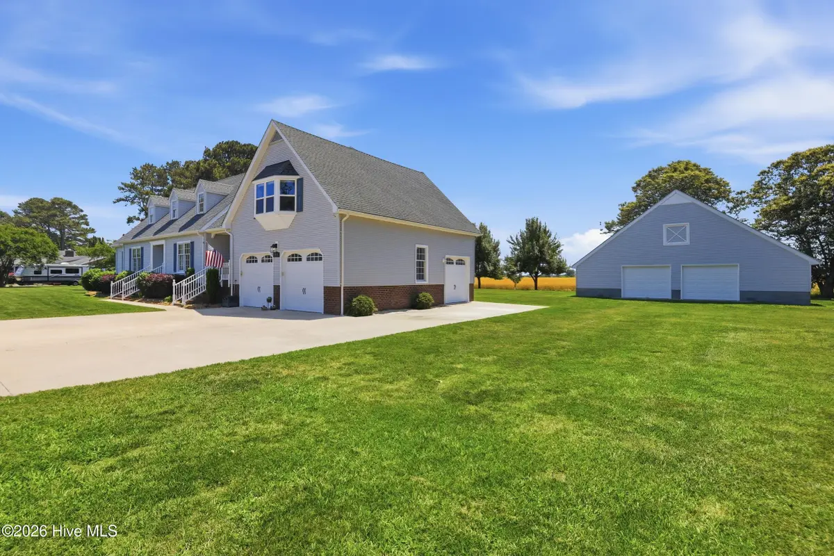 215 Bayshore Drive, Elizabeth City, NC 27909 - #1