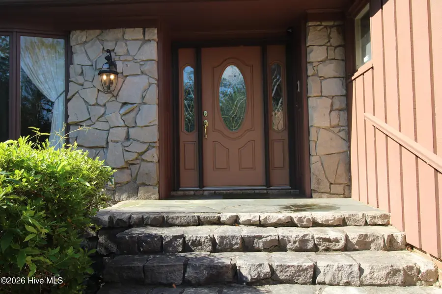 206 Shore Drive, Havelock, NC 28532 - #2