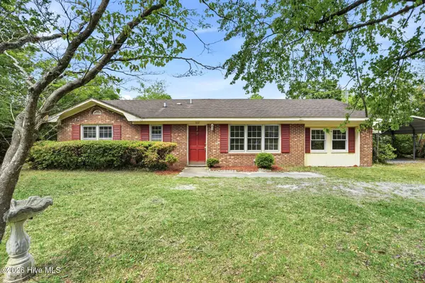 5117 Chaucer Drive, Wilmington, NC 28405