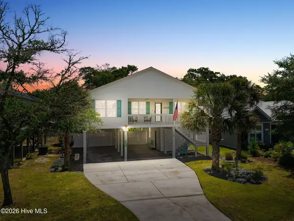 110 NE 17th Street, Oak Island, NC 28465