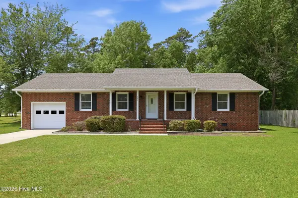 703 Oxford Drive, Morehead City, NC 28557