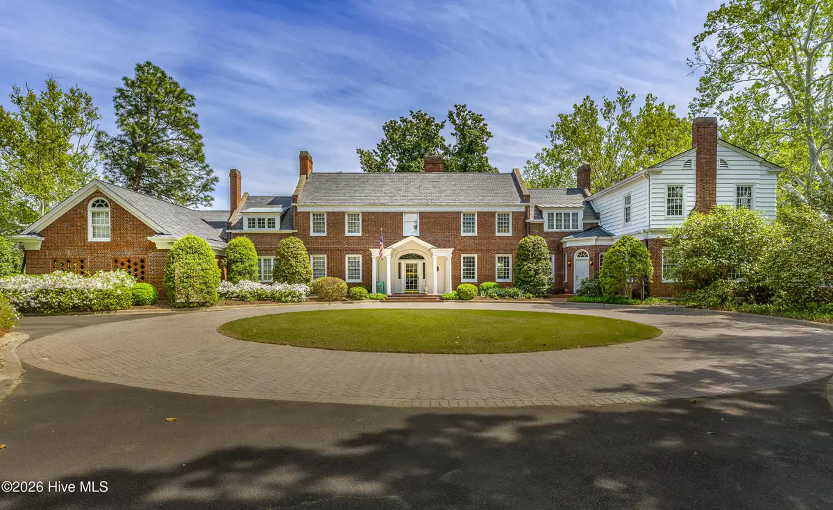 200 Hollycrest Drive, Pinehurst, NC 28374 - #1