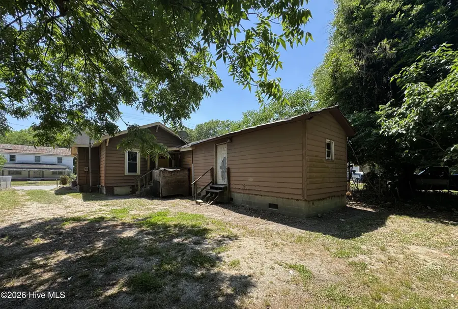 822 W Thomas Street, Rocky Mount, NC 27804 - #2