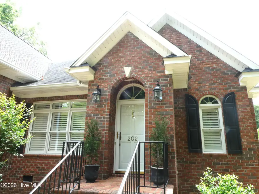 202 Walnut Cove Drive, Lumberton, NC 28358 - #2