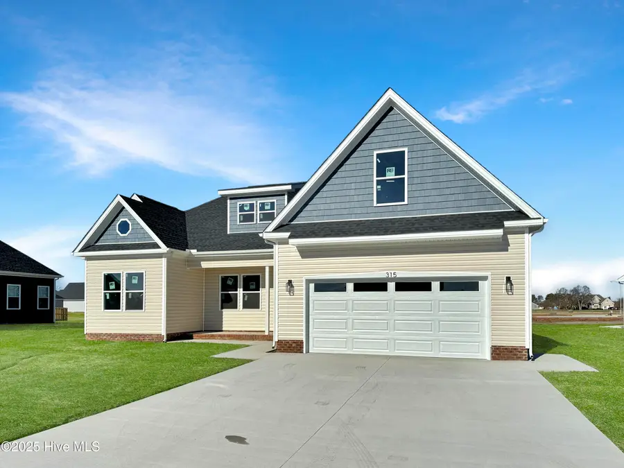 307 Spinnaker Street, Elizabeth City, NC 27909 - #3