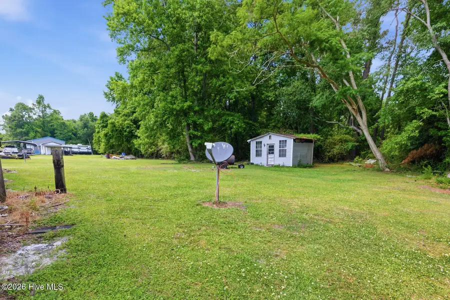 746 Kinston Highway, Richlands, NC 28574 - #2