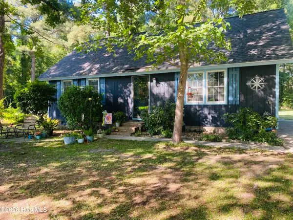 744 Mrs Tates Road, Whiteville, NC 28472