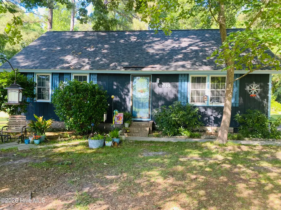 744 Mrs Tates Road, Whiteville, NC 28472 - #3