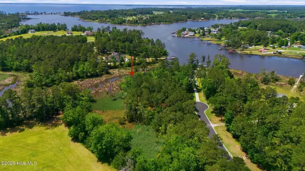 960 Southern Plantation Drive N, Oriental, NC 28571