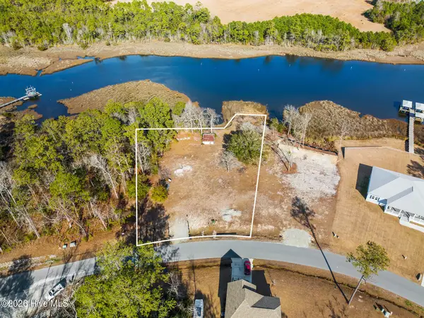 174 Henderson Drive, Newport, NC 28570