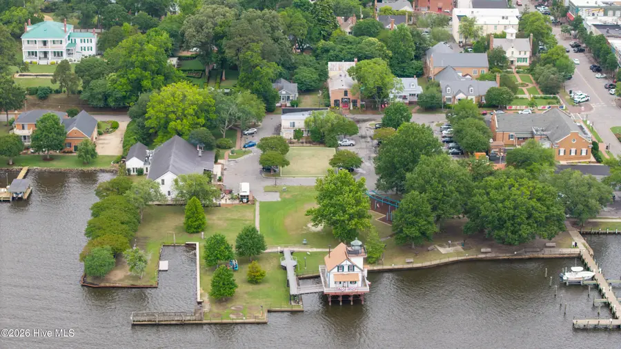 111 W Water Street, Edenton, NC 27932 - #3