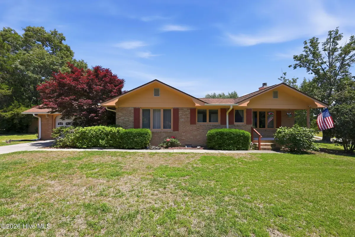 319 Holly Lane, Newport, NC 28570 - #1