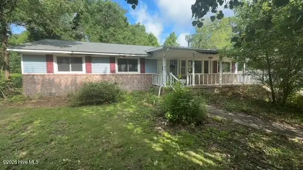 11 Barksdale Drive, Jacksonville, NC 28540