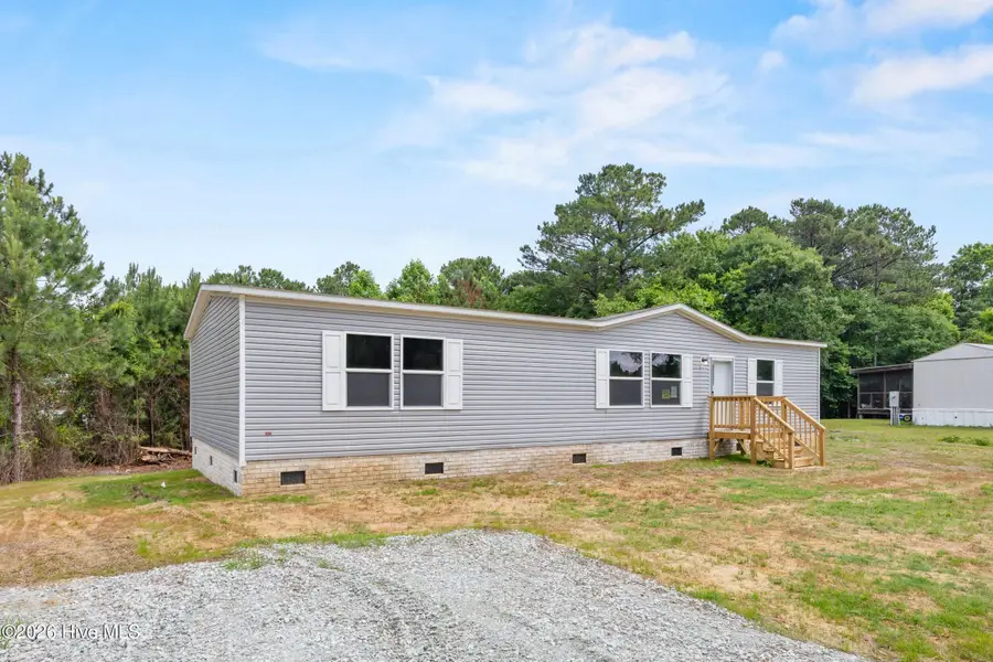 312 W Dunn Street, Sneads Ferry, NC 28460 - #3