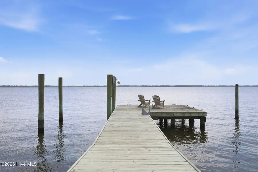 110 E Dowry Creek, Belhaven, NC 27810 - #3
