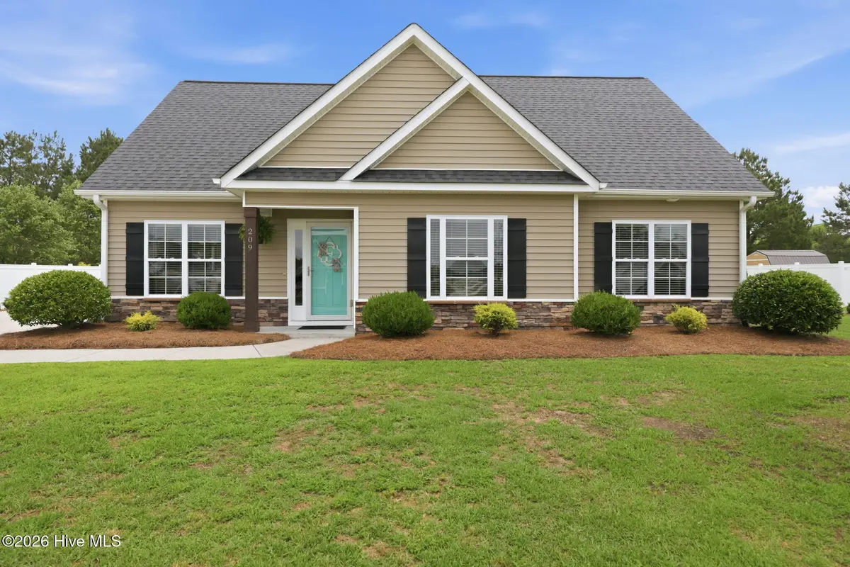 209 Asheberne Drive, Washington, NC 27889 - #1
