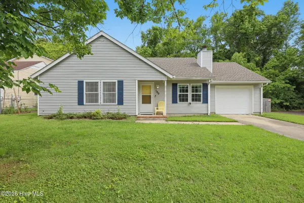 100 Hampton Court, Jacksonville, NC 28546