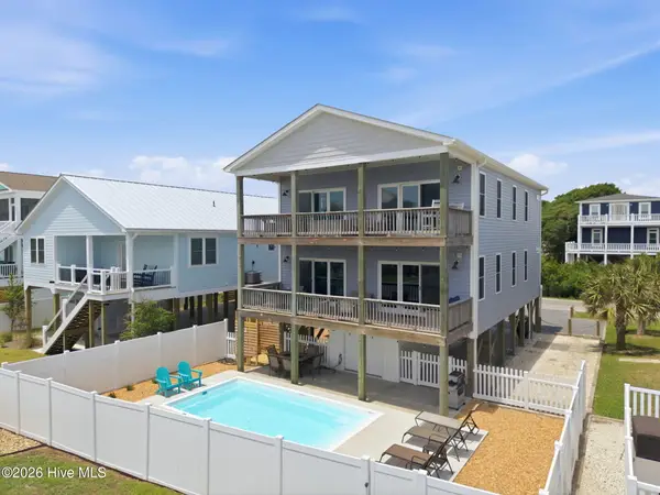 5205 E Pelican Drive, Oak Island, NC 28465