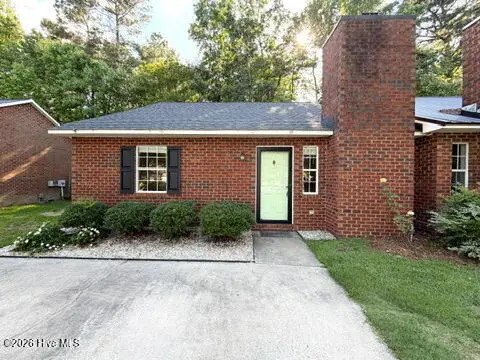 1804 Summerhaven Drive #A, Greenville, NC 27858