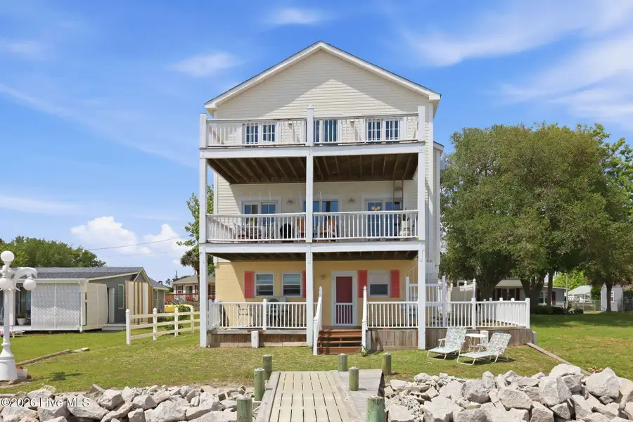 103 Waterfront Avenue, Newport, NC 28570 - #3