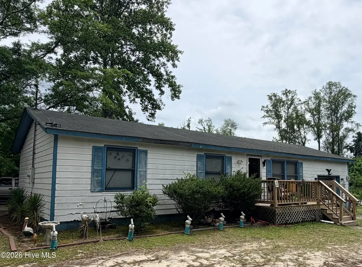 197 Zoo Road S, Roanoke Rapids, NC 27870 - #1