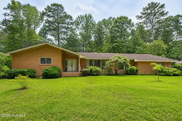 527 Edgewood Circle, Whiteville, NC 28472