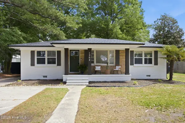 1305 Washington Street, Washington, NC 27889