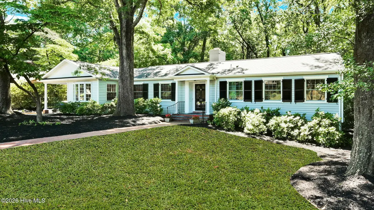 141 E Longmeadow Road, Greenville, NC 27858 - #1