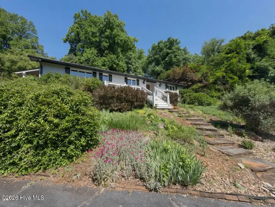 334 Case Street, Columbus, NC 28722 - #3