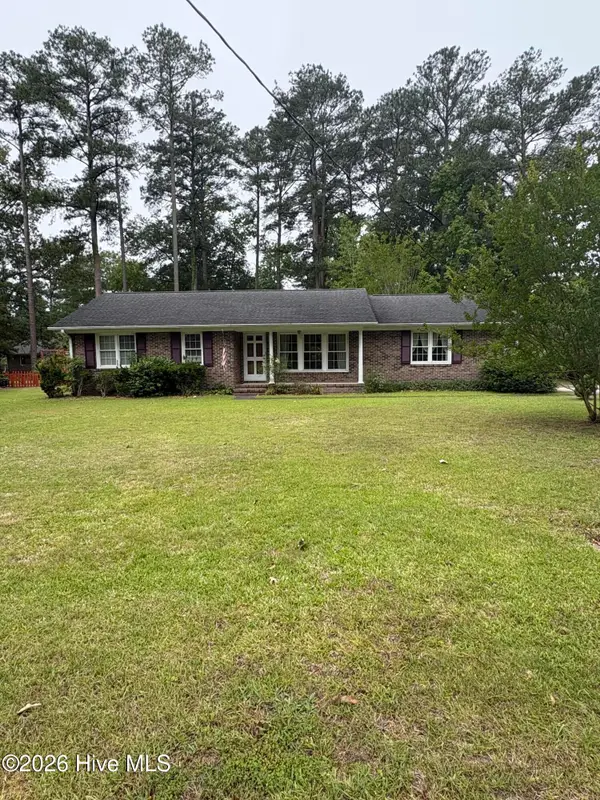 209 Oak Drive, Washington, NC 27889