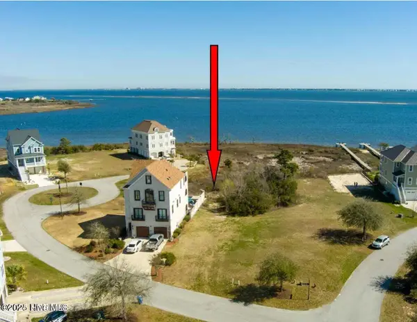 104 Greenhill Place, Newport, NC 28570