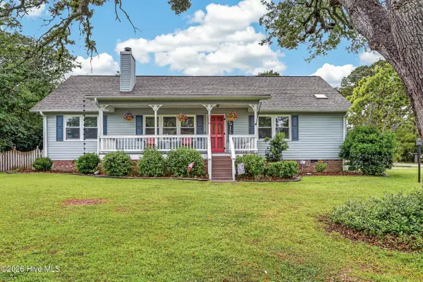 209 River Reach Drive, Swansboro, NC 28584