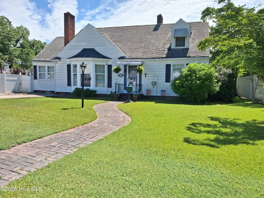 104 Locust Street, Elizabeth City, NC 27909 - #2