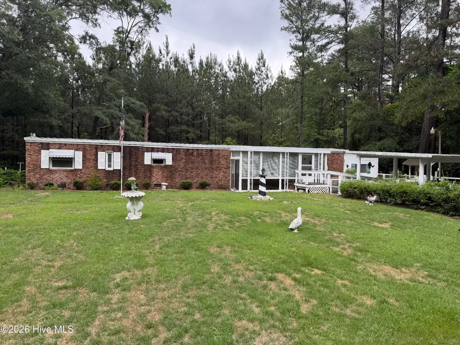 402 Pelletier Street, La Grange, NC 28551 - #2