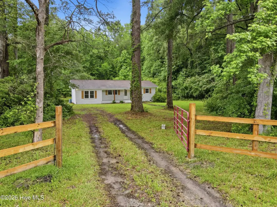 3825 N Us 17 Highway, New Bern, NC 28560 - #2