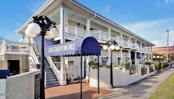102 S 2nd Street #Unit 210, Wilmington, NC 28401