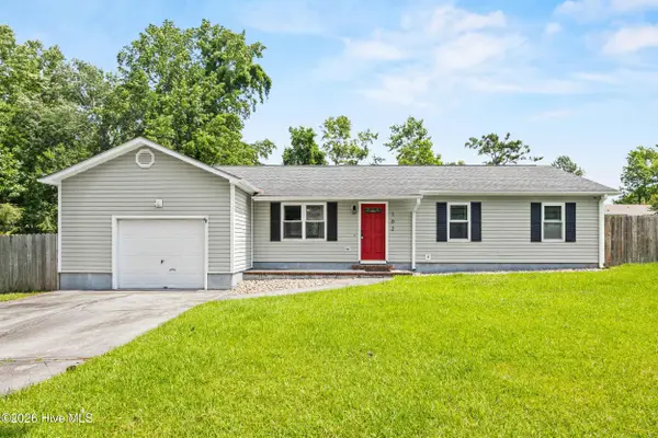 102 Natalie Lane, Hubert, NC 28539