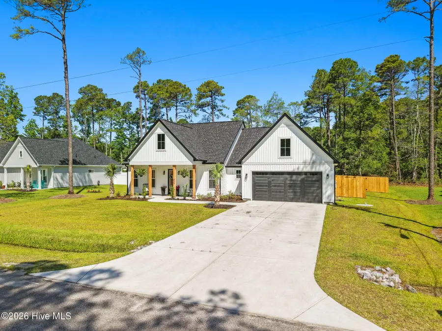 333 Pineknoll Drive Nw, Calabash, NC 28467 - #3