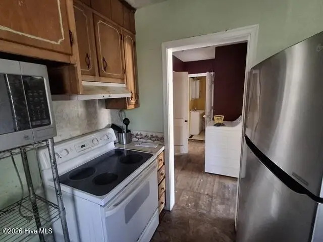 109 Sherwood Road, Jacksonville, NC 28540 - #3